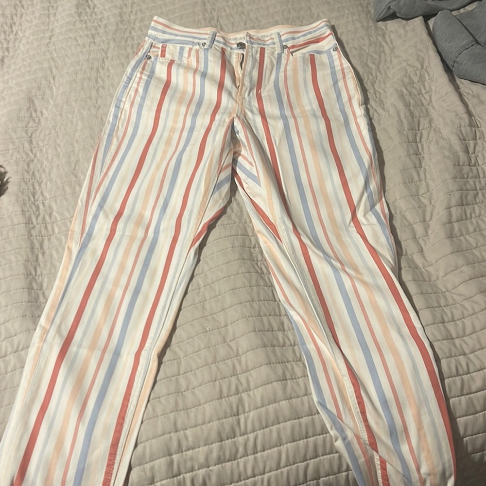American Eagle Loose Fit Jeans Size 2
